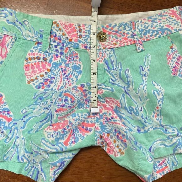 Lilly Pulitzer 5” Callahan Minty Fresh Shorts - Picture 9 of 16